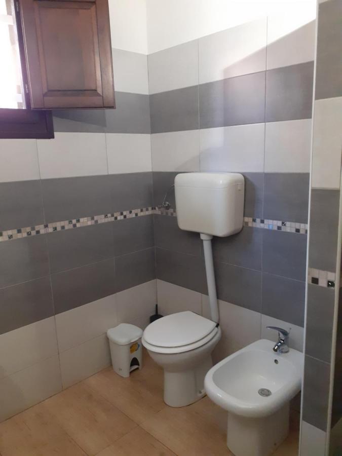 Casa Dylan Lägenhet Cagliari Exteriör bild
